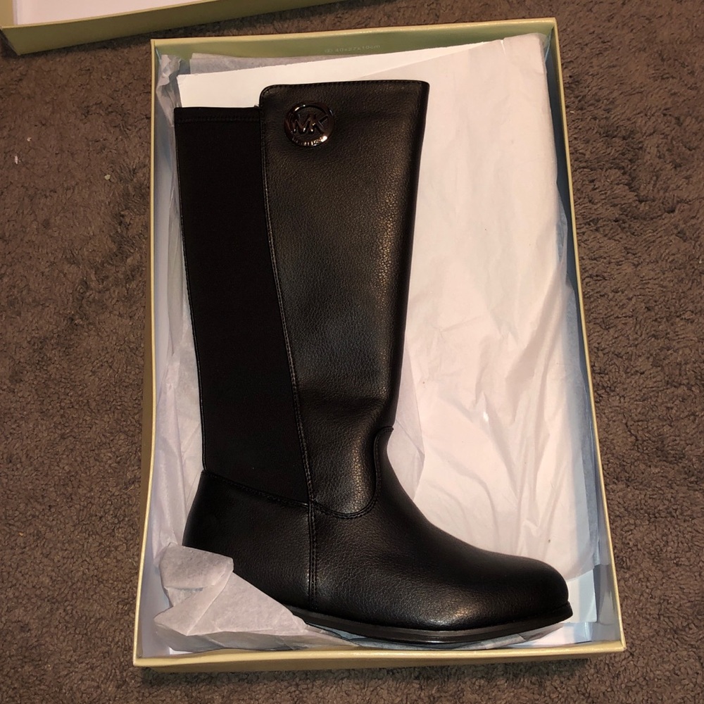 Michael kors boots